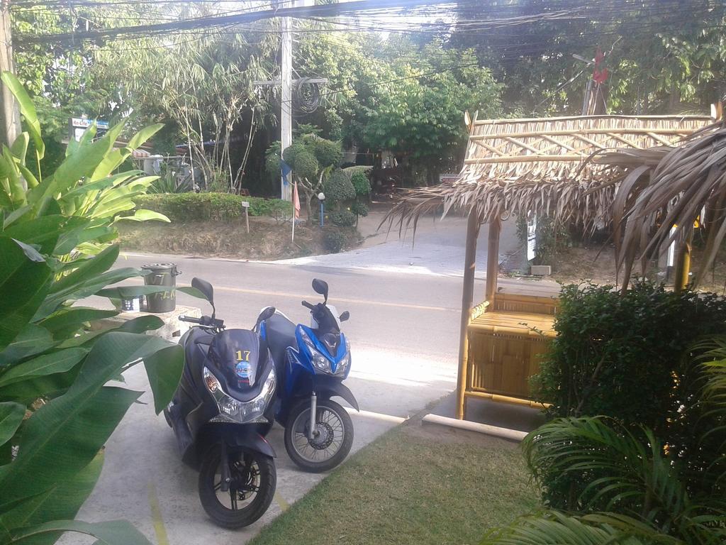 But Different Phuket Boutique Hotel Nai Harn Exteriör bild