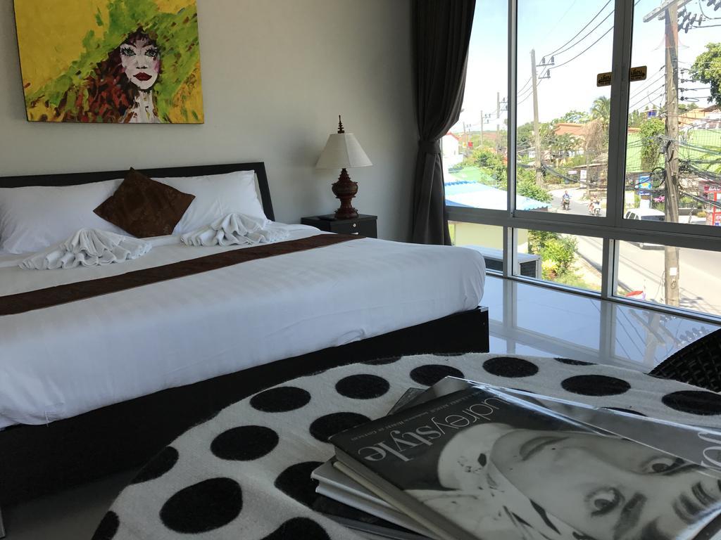 But Different Phuket Boutique Hotel Nai Harn Exteriör bild