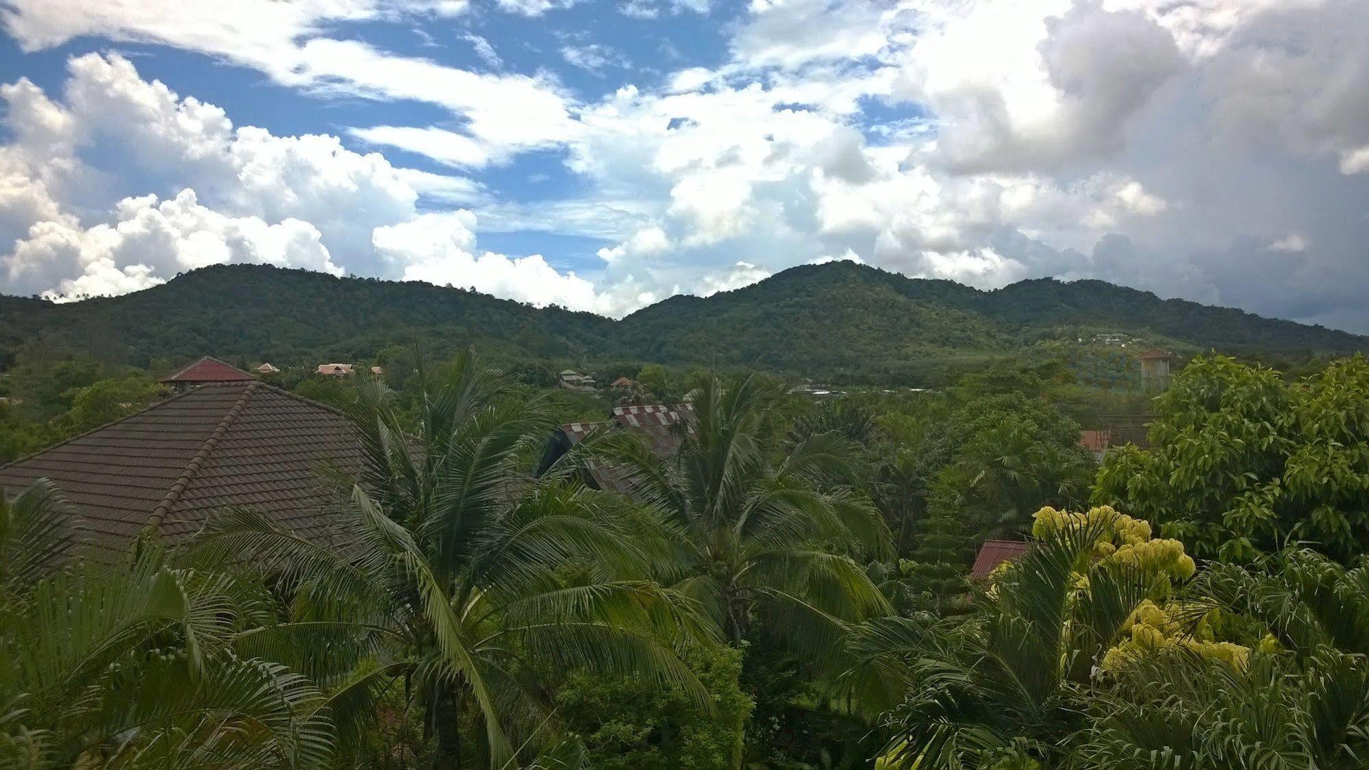 But Different Phuket Boutique Hotel Nai Harn Exteriör bild