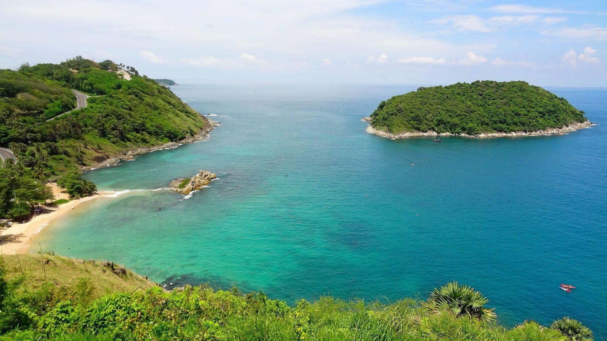 But Different Phuket Boutique Hotel Nai Harn Exteriör bild