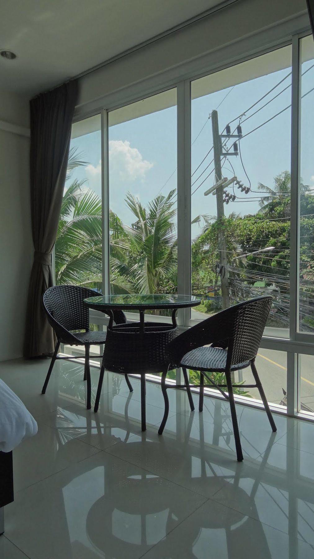 But Different Phuket Boutique Hotel Nai Harn Exteriör bild